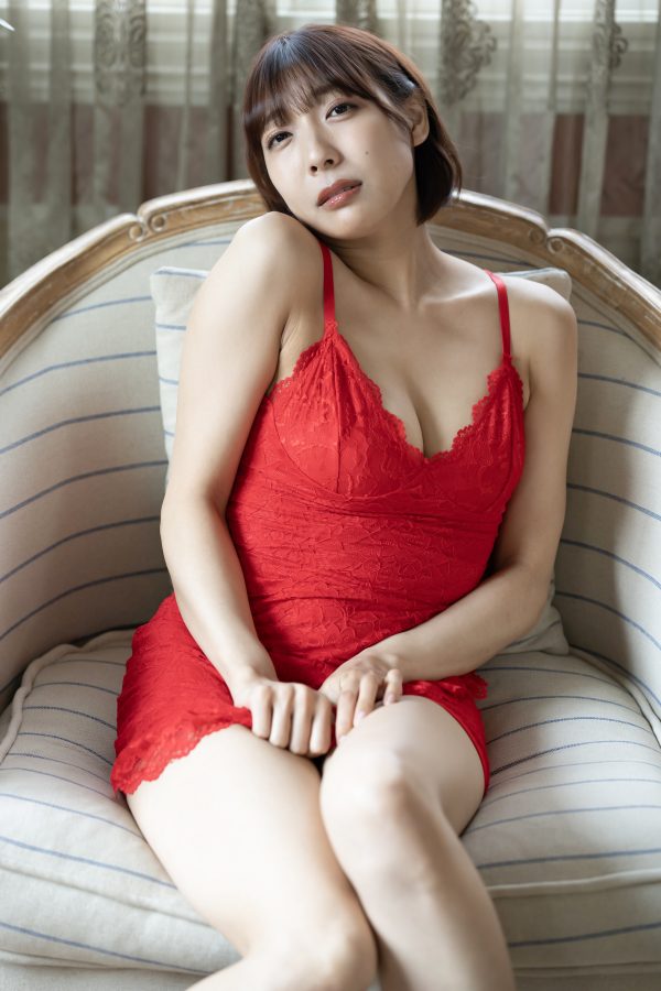 麻倉まりな★【着用動画付き】ファンクラブサイトで着用 キャミワンピ＆パンティ＆チェキ - 画像 (2)