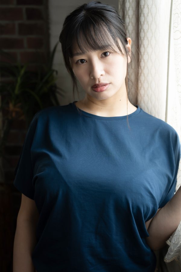 春菜はな★【着用動画付き】ファンクラブサイトで着用 【私物一式】上下ランジェリー＆ジーンズ＆Tシャツ＆チェキ - 画像 (2)