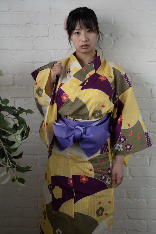 春菜はな★最後の浴衣出品！！【着用動画付き】ファンクラブサイトで着用 【私物】上下ランジェリー＆浴衣＆チェキ - 画像 (2)