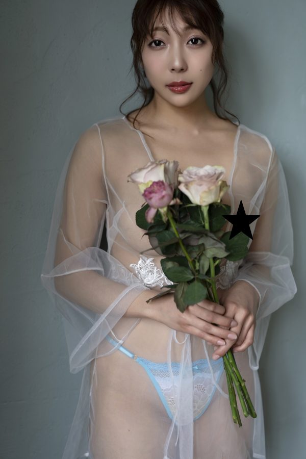 麻倉まりな★【着用動画付き】シースルーガウン＆パンティ＆チェキ　ファンクラブサイトで着用 - 画像 (4)