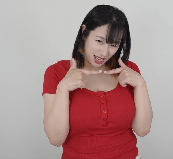 春菜はな★「YouTube『私服公開』のカーテンの裏側公開！ヌード生着替え映像」