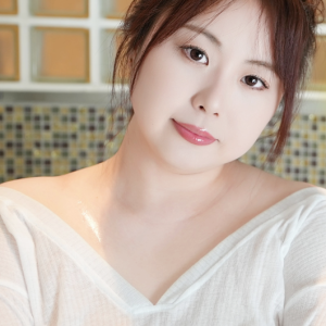 青木りん★「泡風呂で近況報告」