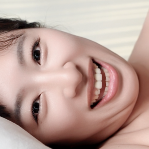 春菜はな★「添い寝で近況報告」