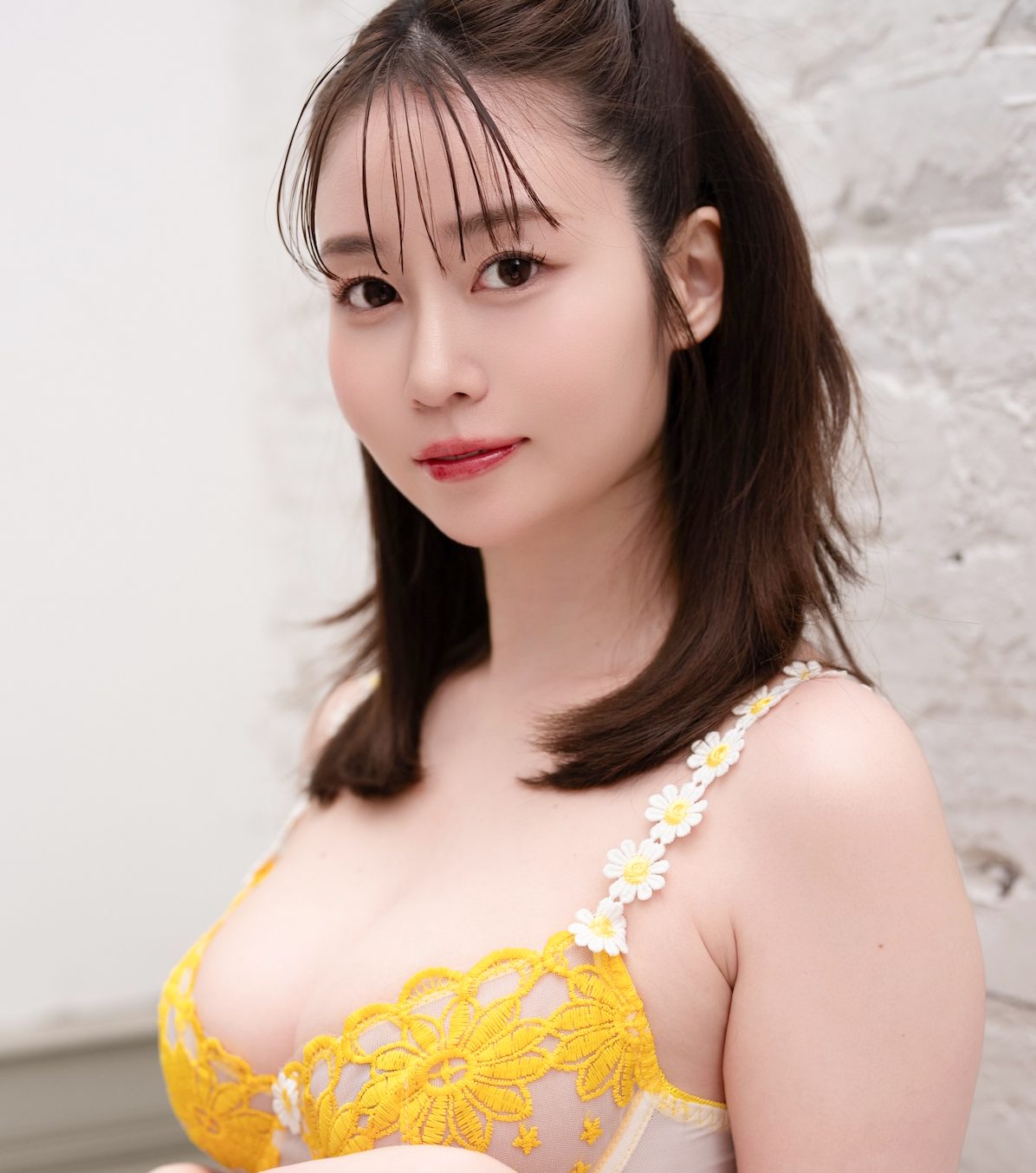 夢乃あいか★【落札者だけのメイキング動画付き】〈私物〉上下ランジェリー&オリジナルマグネット